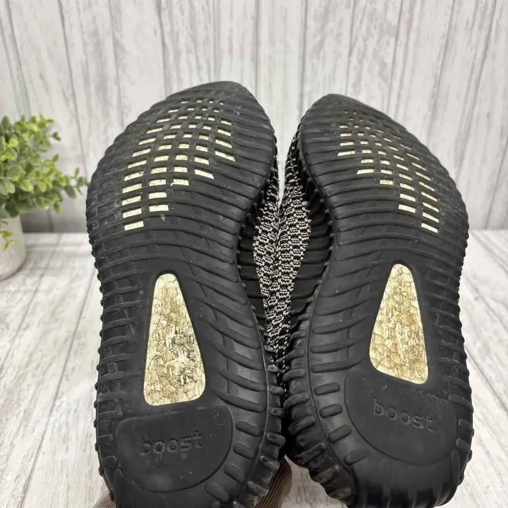 Mens Size 7 Women’s Size 8.5 Adidas Yeezy Boost Yecheil